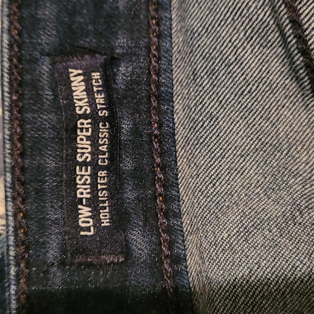 Jeans - Picture 2 of 5